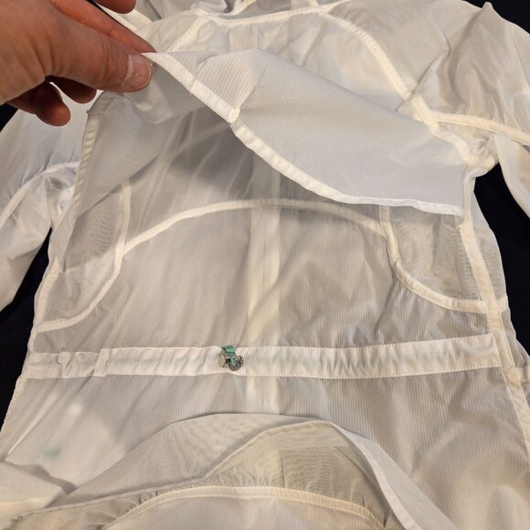 Lululemon light athletic jacket - Picture 13 of 14